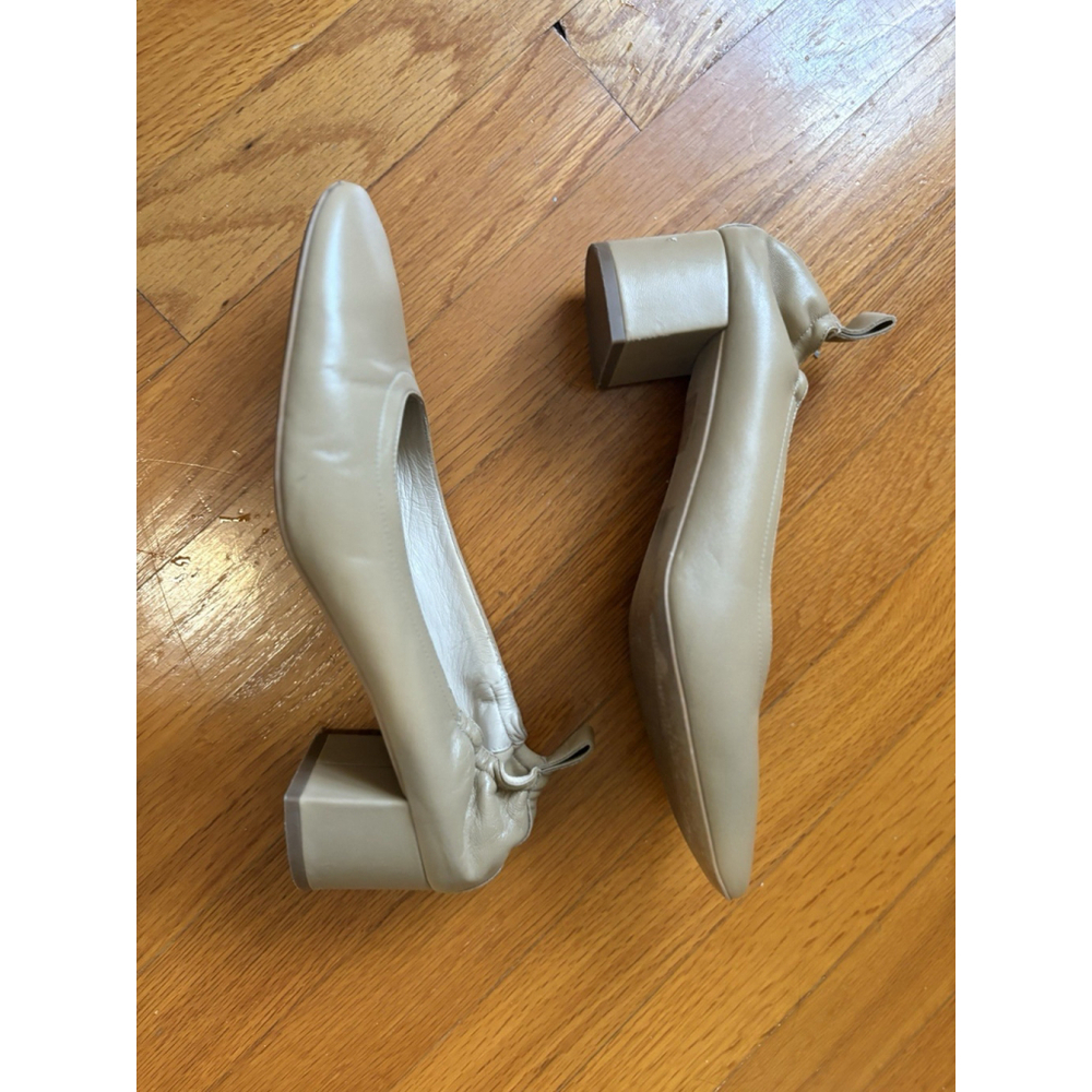 Everlane The Italian Leather Day Heel in Pale Pink sz 10 Women's Elastic Back - Picture 4 of 9